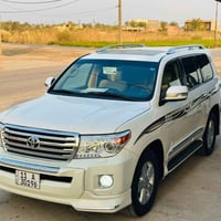 لاندكروز 2012 السياره مكفوله كفاله السياره بسمي هزه وسنويه جديدات  الس...