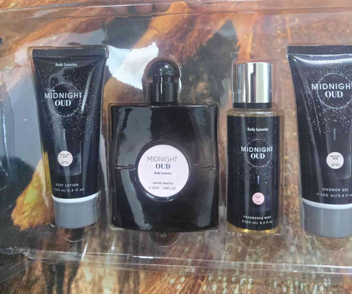 ماركة Body Luxuries البريطانية  وتعتبر تابعة لشركة Dear Body الشهيرة في مجال العناية بالجسم والعطور سعر السيت 18 الف مع توصيل


**إذا كنت صاحب هذا الإعلان وتريد حذفه لأي سبب، رجاءا أرسل رسالة إلى الدعم الفني**