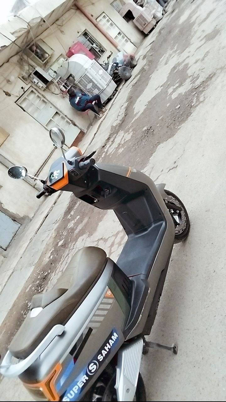 سلام عليكم دراجه شحن ٦ باتري للبيع السعر ٥٥٠
الدراجه نضيفه نفس ما موضح بلصوره 
للاستفسار *********** واتساب ورصيد متوفر
