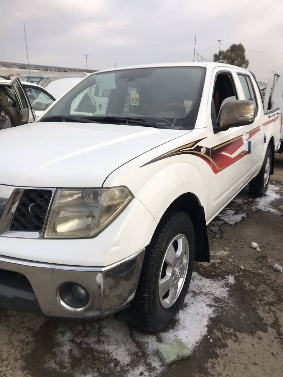 سلام عليكم نيفاره مديل ٢٠١٢sE دوشمه جديده تخم تاير دهن لكي مولي سياره مامتعوبه ستخدام شخصي بيه صبغ فقط جاملغ  نصه اثر شخوط ابيعلك على سونار رقمه مميز اربع ارقام نكليزي مكان بغداد  سعر ١٢٢غير متوفر على الفيس ***********
