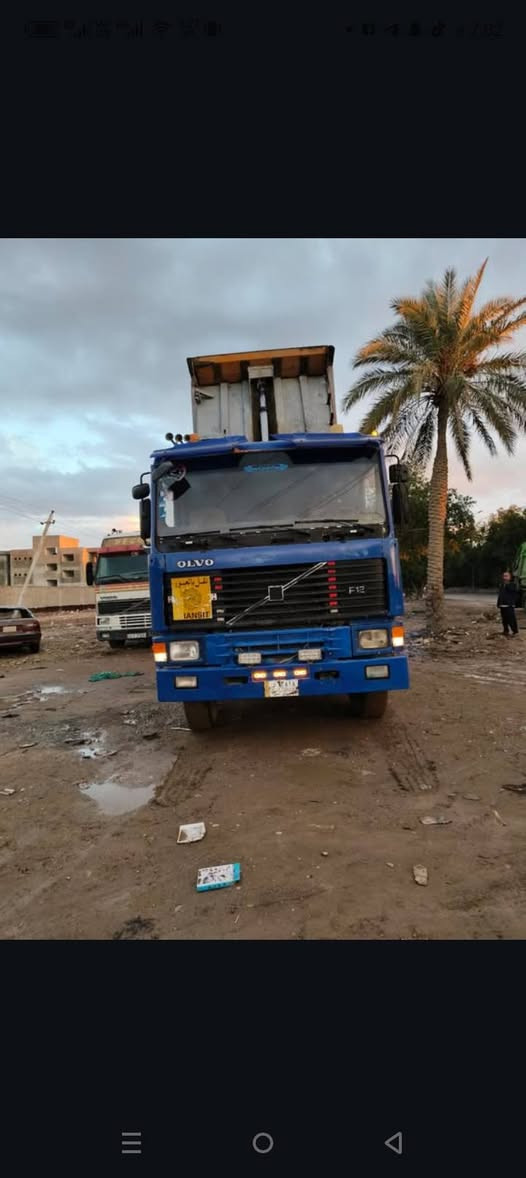 السلام عليكم فالفو اف 12 مكينة جي 10 رقم بصرة سنوية 28 بيع او مراوس حسب القناعة ال 150 وبيها مجال رقمي ***********
