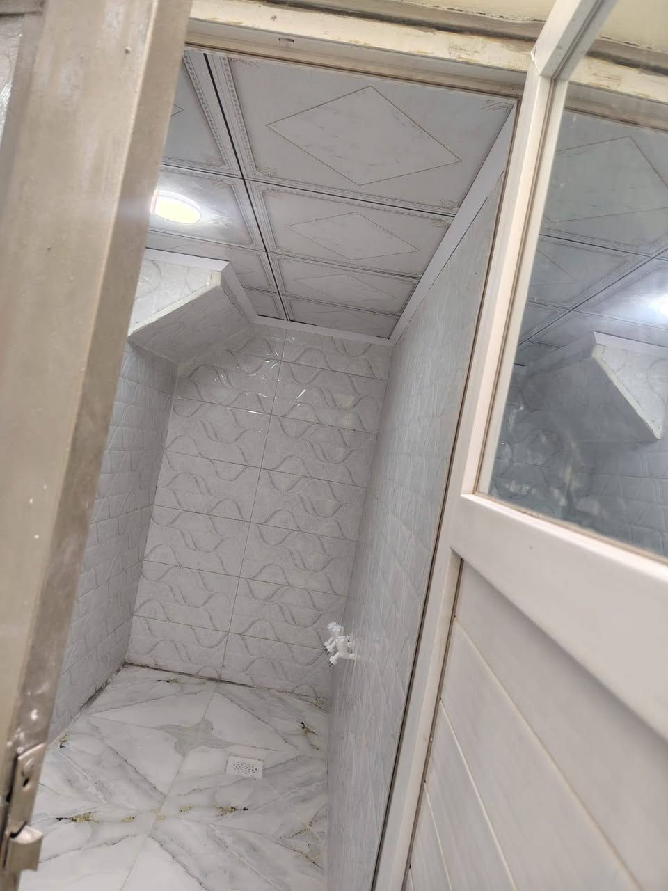 دار للبيع او للايجار جديد ١٠٠متر بناء جديد حصرا عائله زغيره زراعي حي ميسان قرب سكلة الكرعاوي ايجاره ٢٥٠ استفسار ***********
