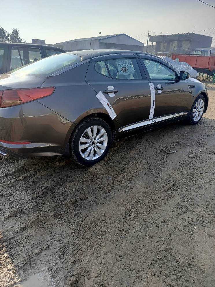 كي اوبتيما خليجي موديل 14 بيه 4 قطع كلير مكفوله من الحادث رقم اربيل سنويه نافذه بل 24 محرك 2400مكفول تخم تاير تبريد مكفول مكاني واسط الزبيديه سعره 120 وبيه مجال ***********
