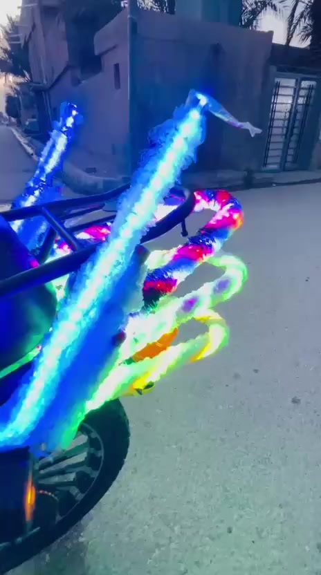 سلام عليكم دراجه للبيع موديل 24شكل 25 محرك 200 جاكوج دراجه ما ناقصه شي كماليات  مثل ما موضح بل صوره هورن جرس هورن دوج بصمه وحده أوراق 📝 موجوده وصل 840عندك زود تفضل مكاني القائم حصيبه  *********** تواصل مع صاحب الدراجه 
‏#ادمن حب وافق ❤️
