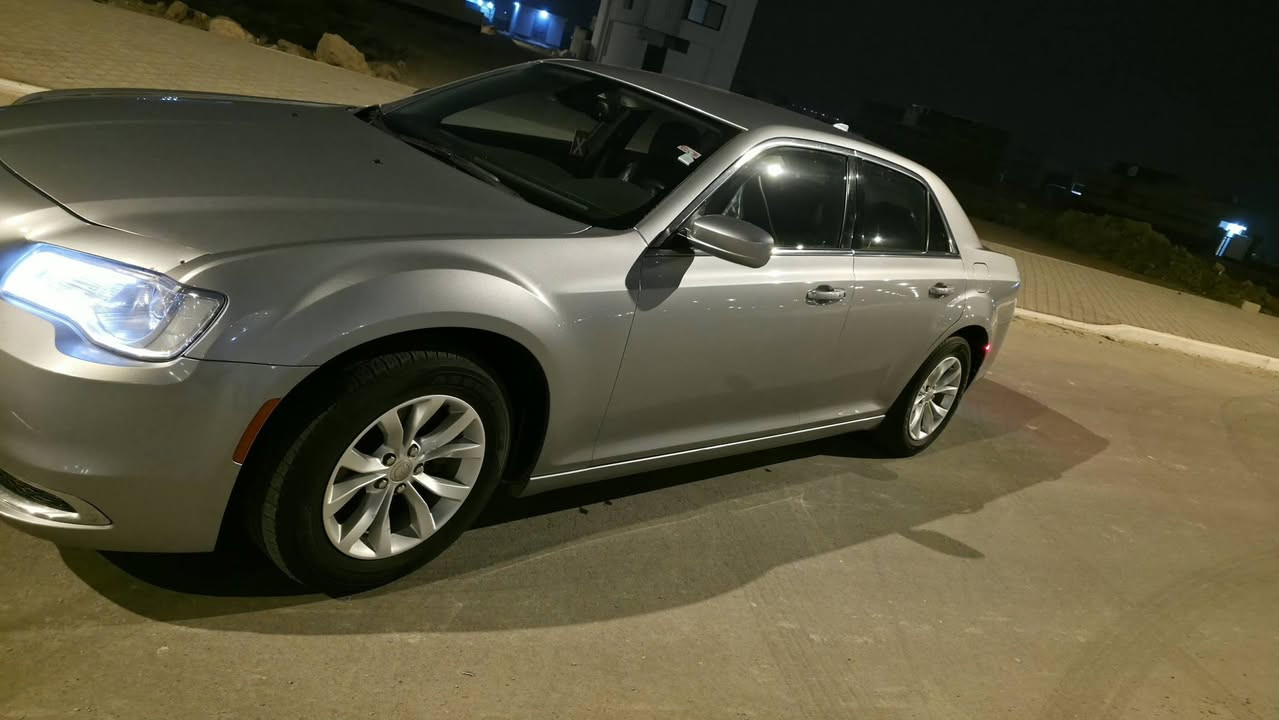 سلام عليكم اوبامه 2016 ومعلايه ٢٠٢٢سياره رقم ذيقار كفاله من صبغ بيه بارد بداير لخلفي سياره مكينه وكير وحداديه جاهزه من كلشي وبيه نصبه تخبل احله من صور سعر 190وبيه مجال لشراي يخابر ***********
