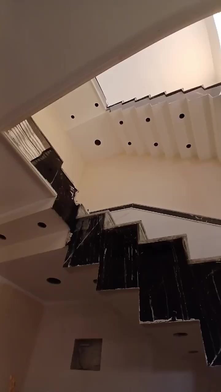 ابو مهدي صباغ الاستفسار ***********
