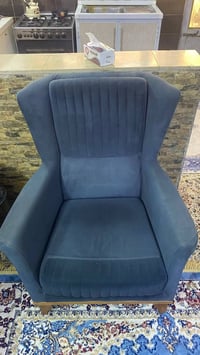 طقم ١٠ مقاعد • نظيف • استخدام قليل