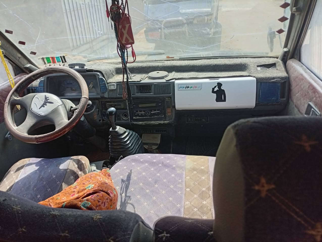 سياره كيا بستا رقم بغداد نكليزي سنويه نافذه -٨-١١-سنه يلي مضت كير محرك خير من الله  سعر ٤٢ عنوان دولي سريع جسر ثامن 
رقم *********** واتساب او اتصال
