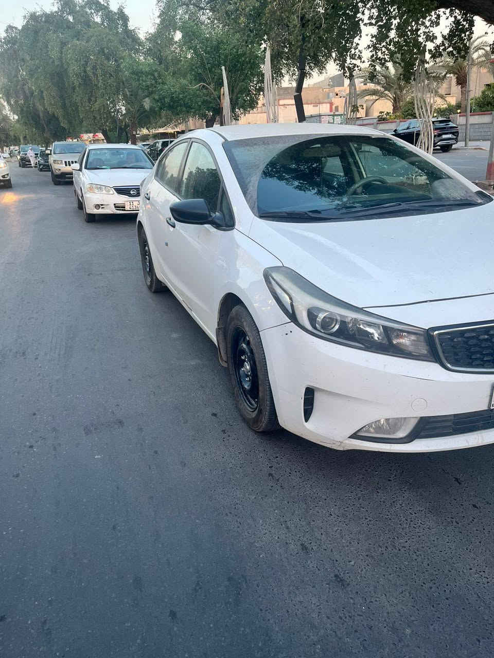 السلام عليكم
كيا سيراتو موديل ٢٠١٨ السيارة جديده بدون صبغ فقط بارد 
تخم تاير جديد
منظومه تبريد جديد قبل شهر 
راديتر جديد 
باتري نوزلات بلكات كله جديد قبل شهر شادهن الله شاهد 
السيارة ما تذب عليه كلشي رقم اربيل باسمي 
السعر ١٢٨  وبيهه مجال 
***********
مكان السيارة بغداد الغزاليه
