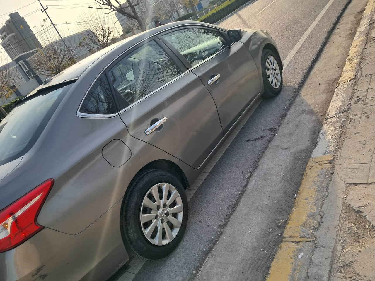 سلاو به ريزان نيسان سينترامؤديل2017مواصفاتsvجوارپارچه بوياخ لايسه كن تؤزيك ناوى كرتوه
سه نه وى تازه يه تا2030مانكى 6له هه وليره هه موگيانى به شه رت
ت/ب من خاوه نى نيم خاوه نى ژماره ى خاوه نى ***********
نرخيشى 110$گلاو محامه له السليمانية, العراق
