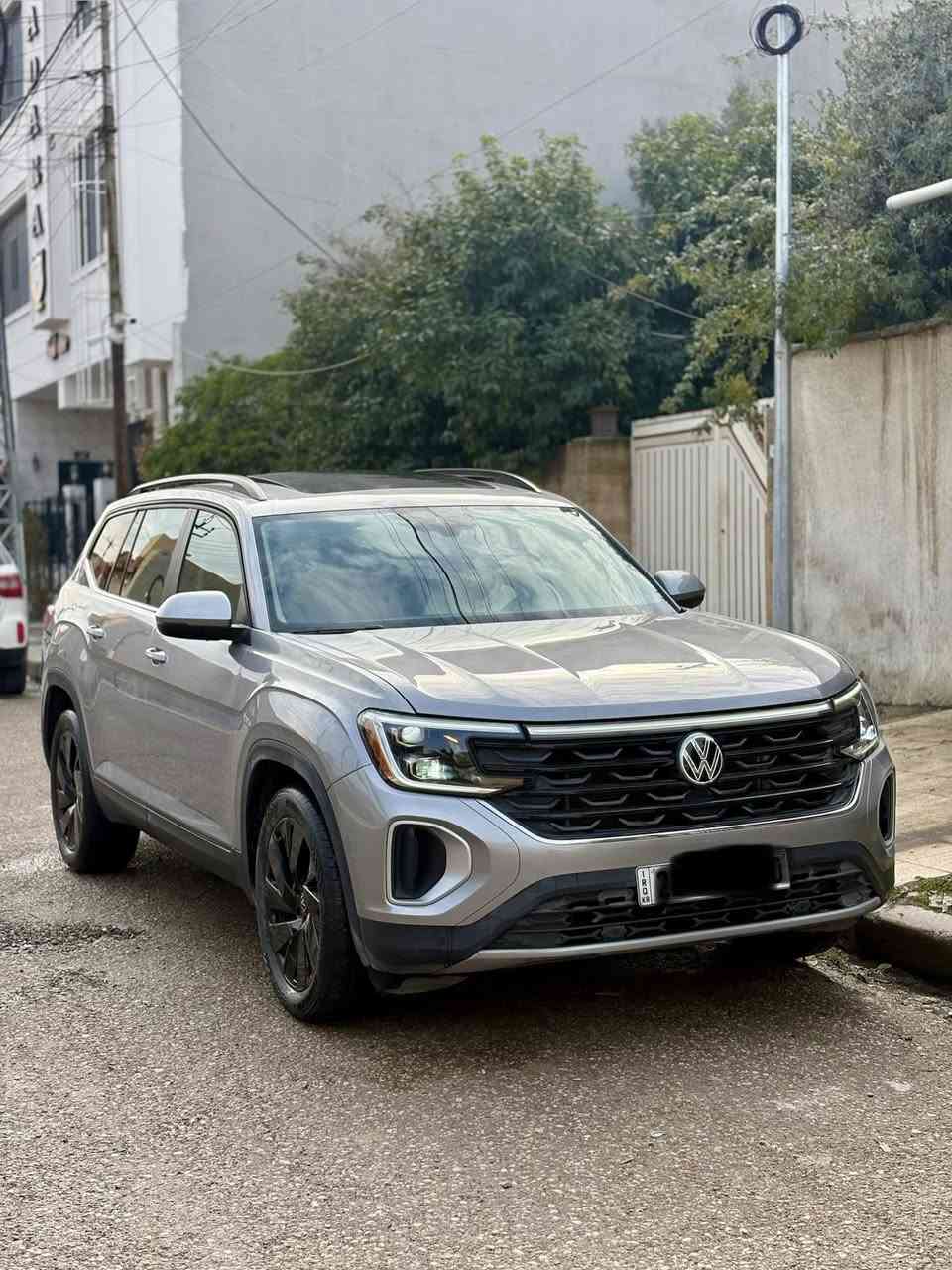 للبيع
اطلس / 2024  شكل الجديد 
مشي السيارة ( 16 Mi )
لون السيارة ( سلفر ) 
رقم السيارة ( اربيل ) 
حجم المحرك ( V4 . T )

فئة السيارة / SE + 
1-بانوراما 
2-رادارات 360 درجة 
3-حساسات 360 درجة 
4-بصمة تشغيل 
5-تشغيل عن بعد 
6-صندوق بصمة 
7-بصمة أبواب 
8-لايت امامي ليد 
9-بك لايت خلفي ليد 
10-لايت زينون 
11-تحديد مسار 
12-توقف ذاتي 
13-ويل كب كروم اسودّ كبير حجم 20 
14-علامة السيارة LED 
15-اشاير بالمري 
16-7راكب 
17-كشنات جلد 
18-استيرن جلد 
19-كشنات تبريد + تدفئة 
20-ثلاث قطع تبريد 
21-تبريد امامي ديجيتال 
22-تبريد خلفي ديجيتال 
23-داخل صاج 
24-داخل كروم 
25-انارة داخلية 
26-أبواب جلد 
27-دشبول جلد 
28-كشن كهرب 
29-كيج ديجيتال 
30-قيادة ذاتية 
31-هند بريك بصمة
32-استيرن تدفئة
9-33سماعات 
34-استيرن حرف D
35-بردات خلفية اصلية 

ملاحضة ( ضرر السيارة دعامية فقط وصور الضرر بالمنشور ) 

السعر  ( 290 ) وبيها مجال بسيط 

مكان السيارة ( موصل ) 
الرقم 
***********
***********
