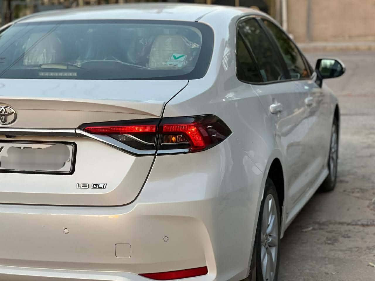 تويوتا كورلا 2023 خليجي شركة ساز
رقم اربيل الدولي بااسمي تحويل مباشر
ماشية 74000 کم  سيارة  تويوتا العراق (SAS ساز ) فول مواصفات 1/1  GLI سقف سلايت حجم المحرك 1800 نوع الوقود بانزين دخول ذكي بصمة تشغيل بصمة شاشة ديجيتل  تبريد قطعتين ويل كب حجم الاطارات 16 حساسات امامي خلفي لايتات عدسة كشاف لايت لد مرآة قابلة للطي اشارة بالمرآة وضعيات قيادة 
مرآة داخلية عاكسة هزة وسنوية جديد وباسمي سيارة شرط صبغ وتعديل (كلين تايتل) شرط كير ومحرك 
(مكان السيآرة كركوك)
السعر (175$)وبيها مجال قليل .
للإستفسار ‪*********** كركوك, العراق

