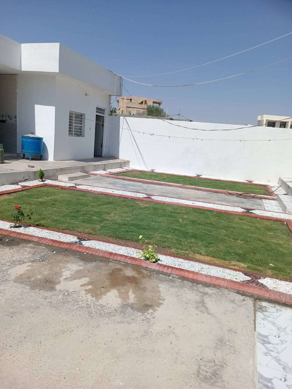 كادر مقرنص وبيهارتون وشلالات دقه في العمل تفصال حدائق وتجهز مواد كرسته وعمل وفرش الثيل وعمل النافورات والاستفسار التواصل على الرقم ***********ابودموع تدللون
