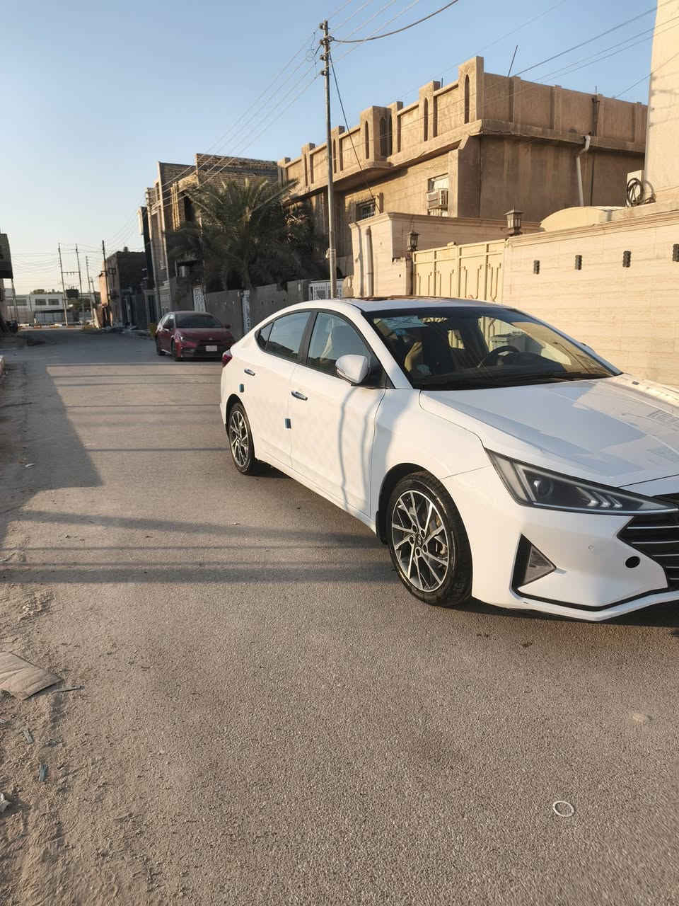 الانتره 19 خليجي واحد على واحد سياره بيها صبغ جاملغ الأمامي وباقي السياره مكفول سياره جديده كلش مكينه وكير وحداديه جهزات سياره جديده ما تعبانه شرط احله من الصور
عنونها ناصرية شموخ 
سعرها 140 وبيها مجال
رقم ***********
