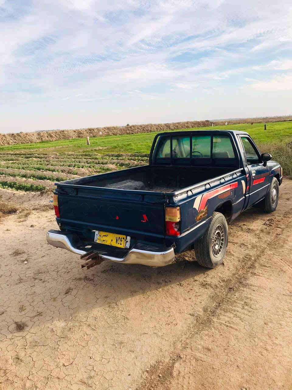 السلام عليكم سياره بيكم للبيع موديل 85
السعر 30 بيه مجال 
للاستفسار ***********
