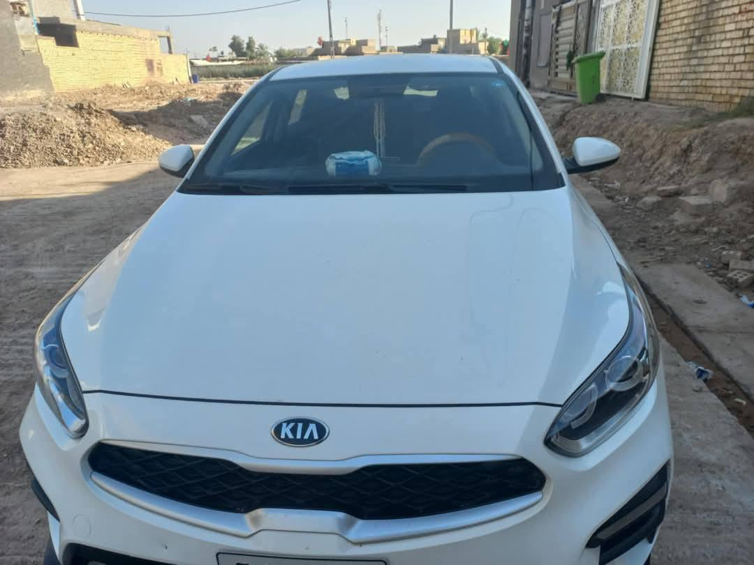 #بيع او #مراوس
سيراتو ٢٠٢١ 
كفالة عامه
جديده كلش 
ماشيه ١٠٠ 
رقم اربيل
محرك ١٦٠٠
تبريد قطعة وحدة
 مكانهه واسط 
السعر ١٥٩ 

‏‪***********‬‏
