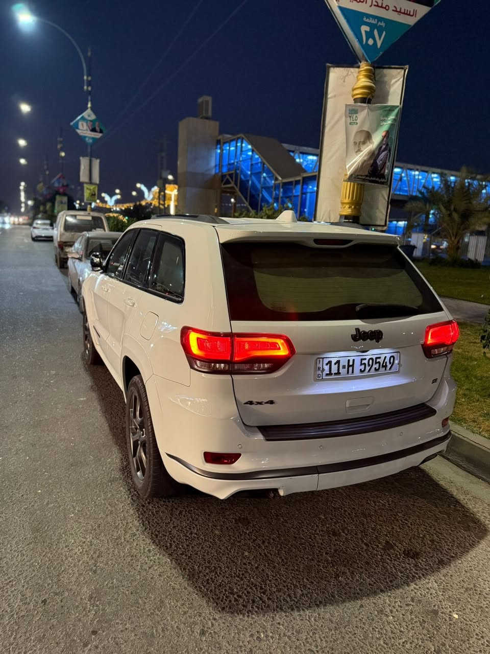 السلام عليكم عندي جيب Sموديل 2019  خليجي فوووول مواصفات للأخير سياره مكفوله كفاله عامه قطره صبغ مابيها رقم بغداد مكان السياره كربلاء اتصال *********** سياره ماشيه 65 فوول نظافه مستعجل ع بيعتها ✅
