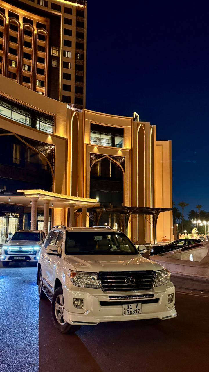 لاندكروز 12 فكسار 4600 8v
بيها قطعتين صبغ باب وجاملغ وبيها مكانات بارد 
ماشية 188 سياره نضيفه جدآ مسويلها سيرفس كامل
تخم تاير جديد باسمي تحويل مباشر مكاني النجف السعر 310 بيها مجال للشراي الاستفسار رقم ***********
