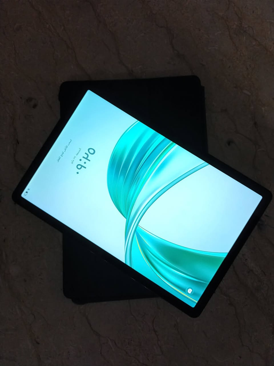 ايباد هونر X8a ذاكرة128 اخو جديد مستعمل قليل سعر 200 وبي مجال  مكاني بغداد***********

