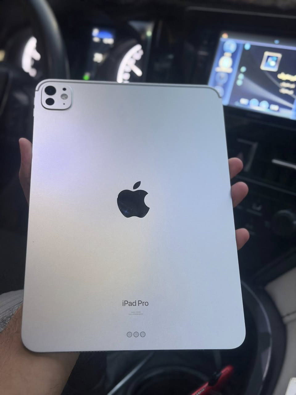 ايباد 11 برو موديل 24
M4 ذاكره 256 
بطاريه 87 ب885 الف 
عنوان بغداد شعله او غزاليه 
للاتصال *********** 📞 
نضافه 100/100
