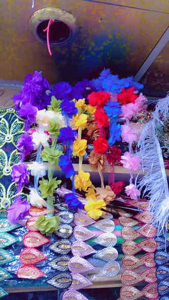 العنوان المسيب سوق الكبير
شارع الصياغ
***********
