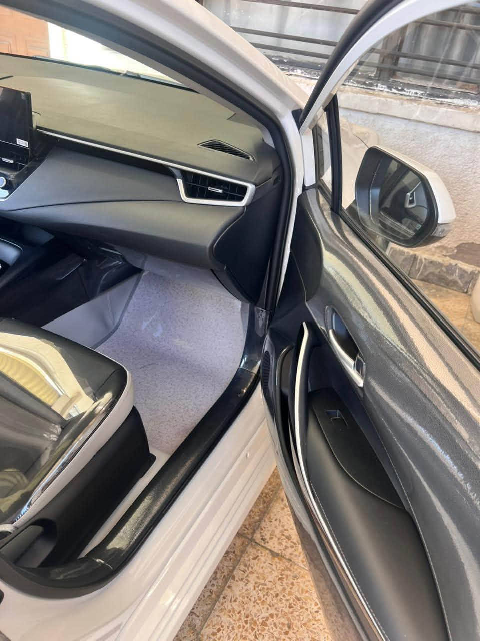 سلام عليكم كورلا هايبرد مديل ٢٠٢٥ السياره زيرو بعدهه بوضع الشركه ماشيه ٢٠٠٠حقيقي السياره مكفوله من الشخط السعر ١٦٢وبيه مجال رقم بغداد بسمي المكان الدوره رقم الهاتف ***********
