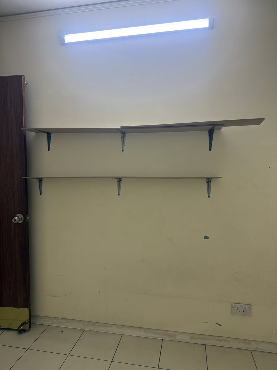 سبالت ثنين للبيع 
واحد يحتاجلة غاز والثاني نظيف جدا فول تبريد 
ورفوف للبيع


**إذا كنت صاحب هذا الإعلان وتريد حذفه لأي سبب، رجاءا أرسل رسالة إلى الدعم الفني**