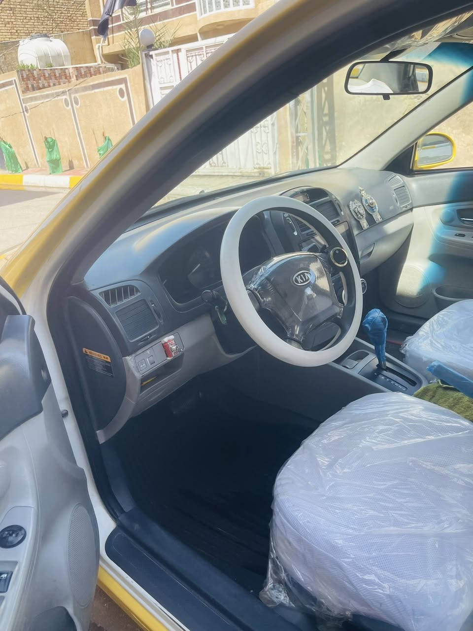 سلام عليكم سبكترا 2009 للبيع  مكينه 2000معيوده مره وحده كلها بلاديه كير ومكينه كفاله شاشه تخم تاير جديد حداديه وره كدام حادث جاملغ ولبنيد تبديل السعر ٨٥ بيها مجال حك جيه مكاني كربلاء مشروع وطني 
***********
