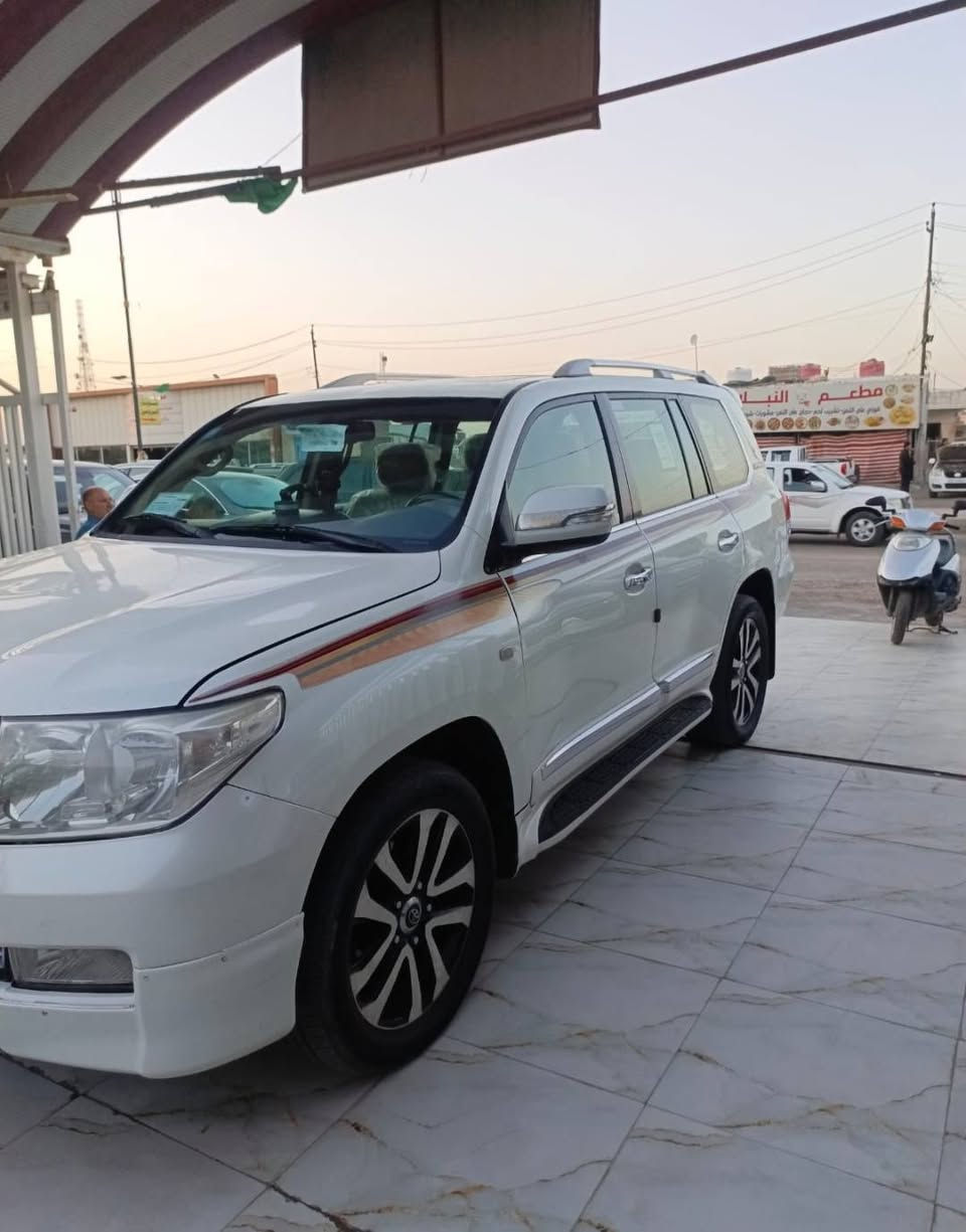 للبيع مديل 2010
السعر  240 وبيها مجال 
المكان ميسان ***********
