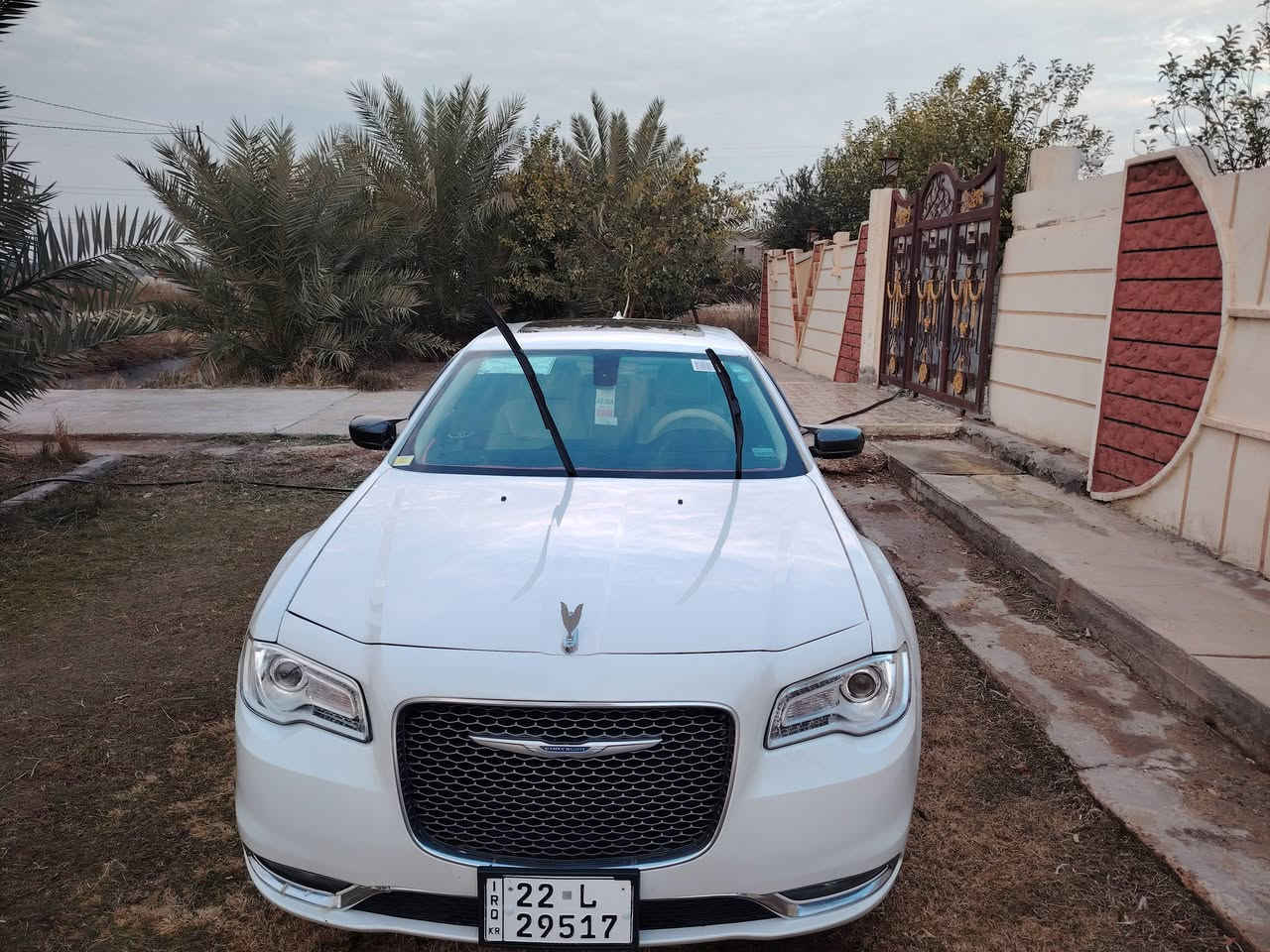 من رخصت الادمن السلام عليكم
اوباما مديل C2016
 سنويه مجدده لل2028 السياره بسمي تريد تحويل وكاله
وارد كندي طابه كفاله عامه كلين بل عراق صار بيه اربع أصابع بارد جدا بسيط
مكينه 3600
تو ويل ماشيه 98مايل
فول مواصفاتC
بنوراما فتحتين
داخل عسلي
ستيرن كهربائي
شاشه كبيره
كامره خلفيه
خزن ميموري
تبريد تدفئه بالكشن
برده خلفيه
تشغيل عن بعد
مري قلابه
سياره فول مواصفات
للاستفسار اتصل ***********
العنوان حله ابي غرق
