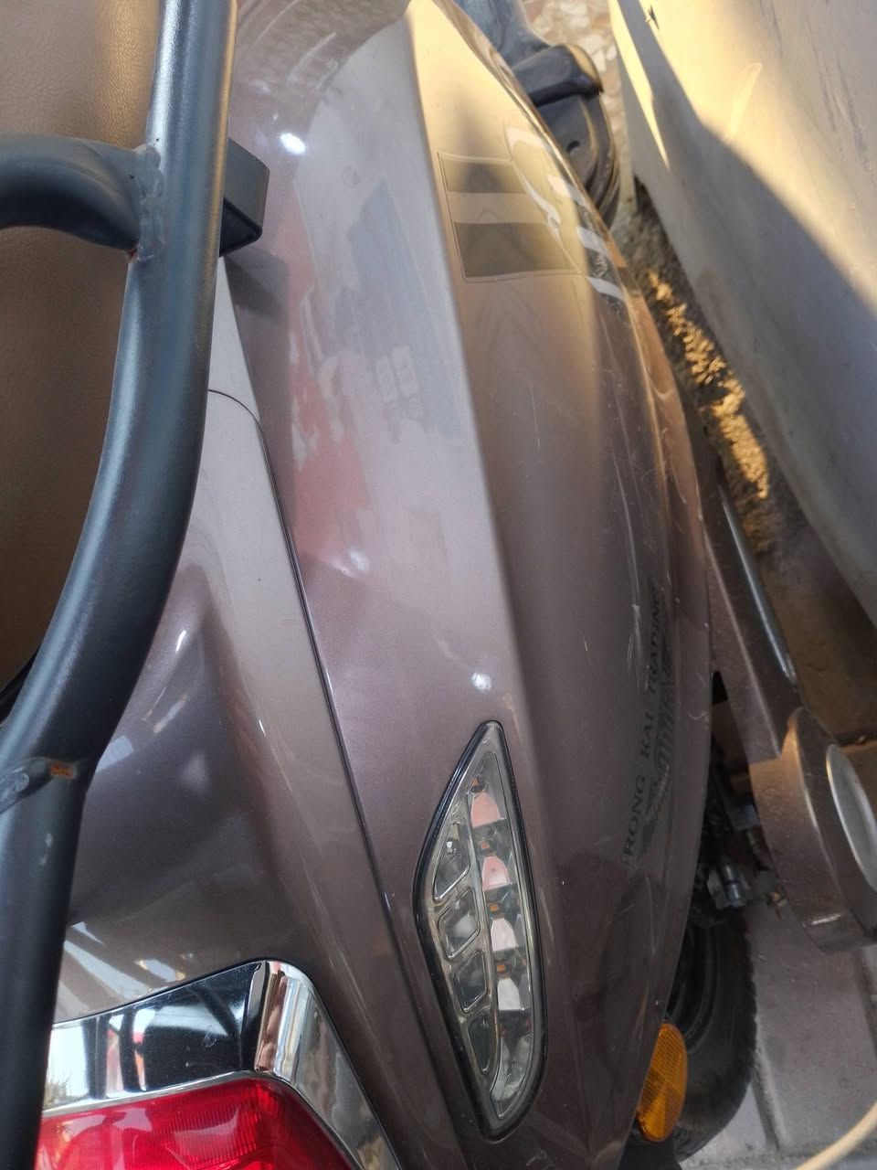 للبيع ماطور شحن حديث جديد موديل 25 بطاريات حجم كبير 6 مكان بغداد الكريعات هاذا رقمي ***********
