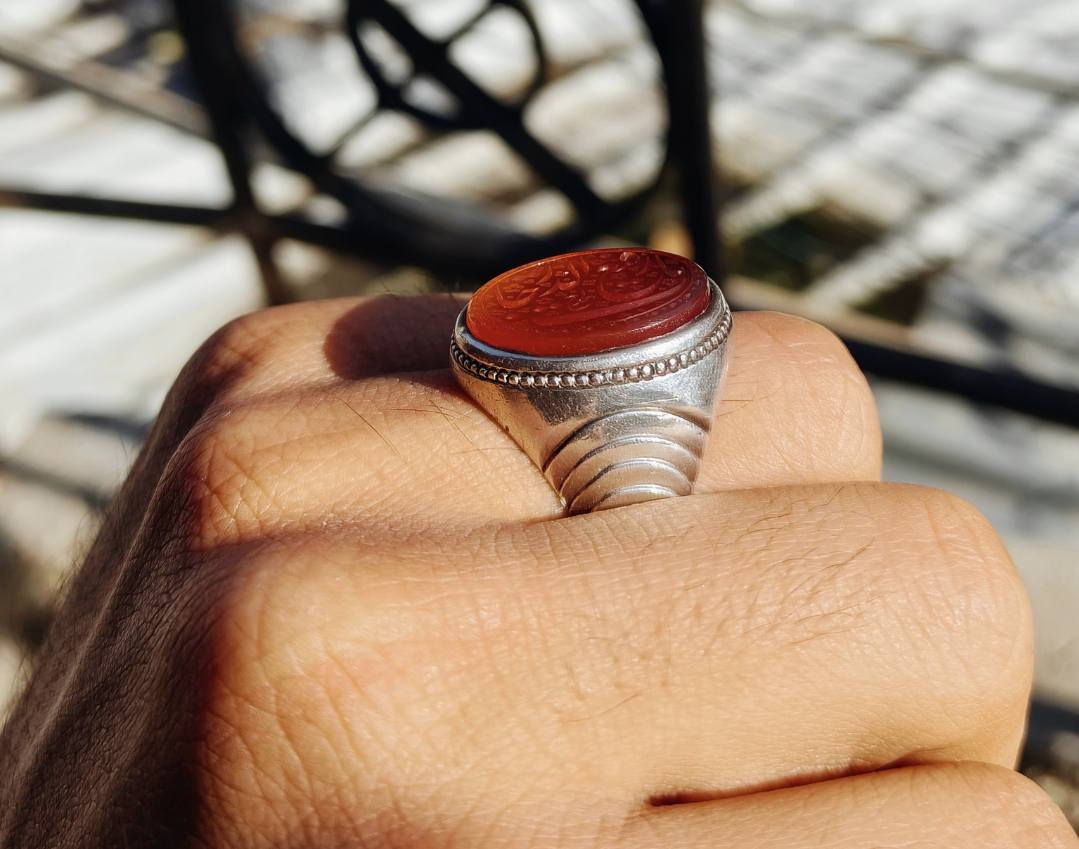 خاتم عقيق يماني مشمشي
مخطوط
 "يا رفيع الدرجات"
الوزن ثقيل جدا 
السعر خاص


**إذا كنت صاحب هذا الإعلان وتريد حذفه لأي سبب، رجاءا أرسل رسالة إلى الدعم الفني**