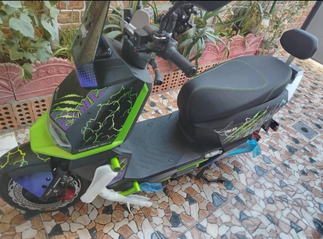 السلام عليكم 
دراجه شحن تايلج للبيع
1️⃣مستخدمه سبوعين وصل موجود 
2️⃣دبلات غاز
3️⃣نضام مانع انزلاق 
4️⃣سرعه80
5️⃣ بطاريات(6)دبل مسطره
6️⃣البطاريه الوحده 42امبير
7️⃣مديل2026
8️⃣دراجه شرط من كلشي عل فحص
9️⃣ملف2000
🔟ضد الماء بنسبه100%
السعر مليون و100
العنوان: موصل حي الميثاق
تواصل واتساب: ***********
لاتصال: ***********
الخاص مفتوح
