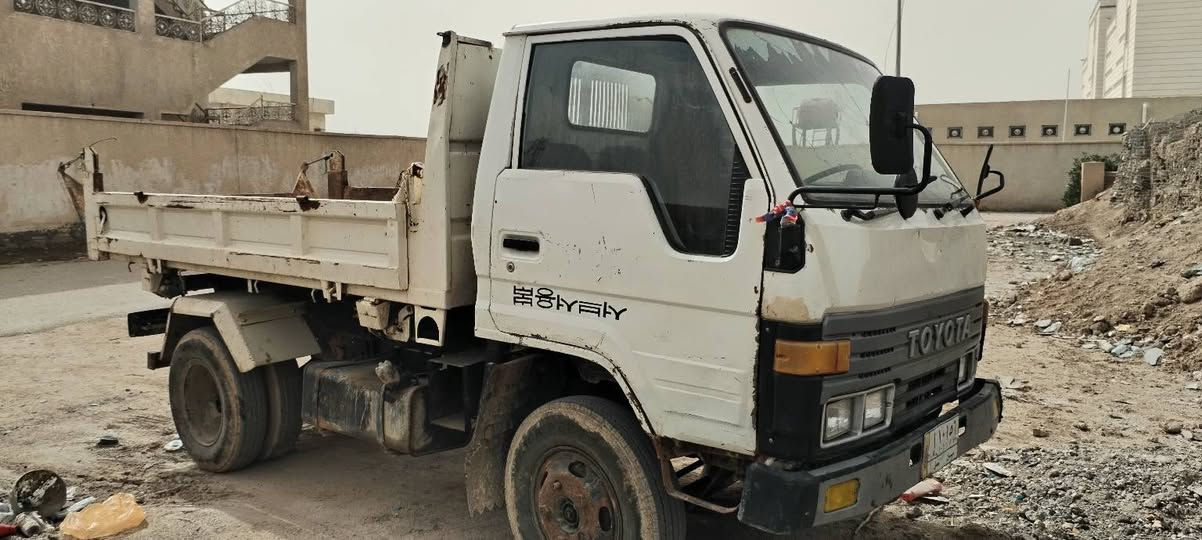 سلام عليكم شباب كنتر لبيع السيارات حلوه ما شاء الله رقم ميسان تحويل يمته مايعجبك اسعر ٥٠ اوبيه مجال مكان بصره مكينة لا تبخير ولا تنقيص شوفت عينك ***********
