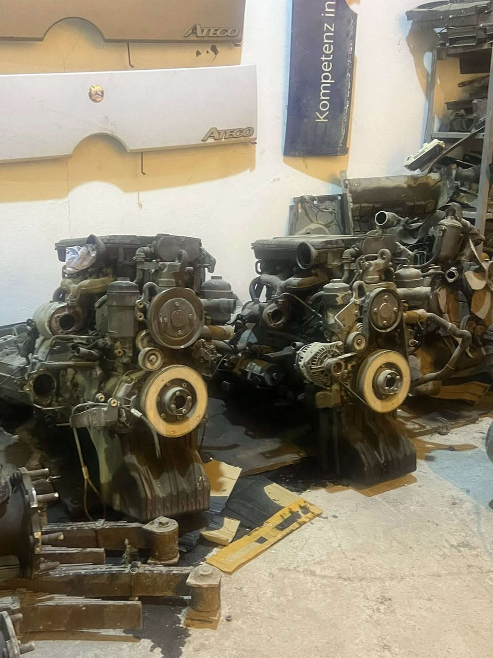 تم وبعون الله وصول حاويه مارسدس اتيكو والبا الى مجمع الجبوري الديوانيه مقابل معمل غاز الديوانيه للاستفسار *********** .. ‭0775 698 1291‬
