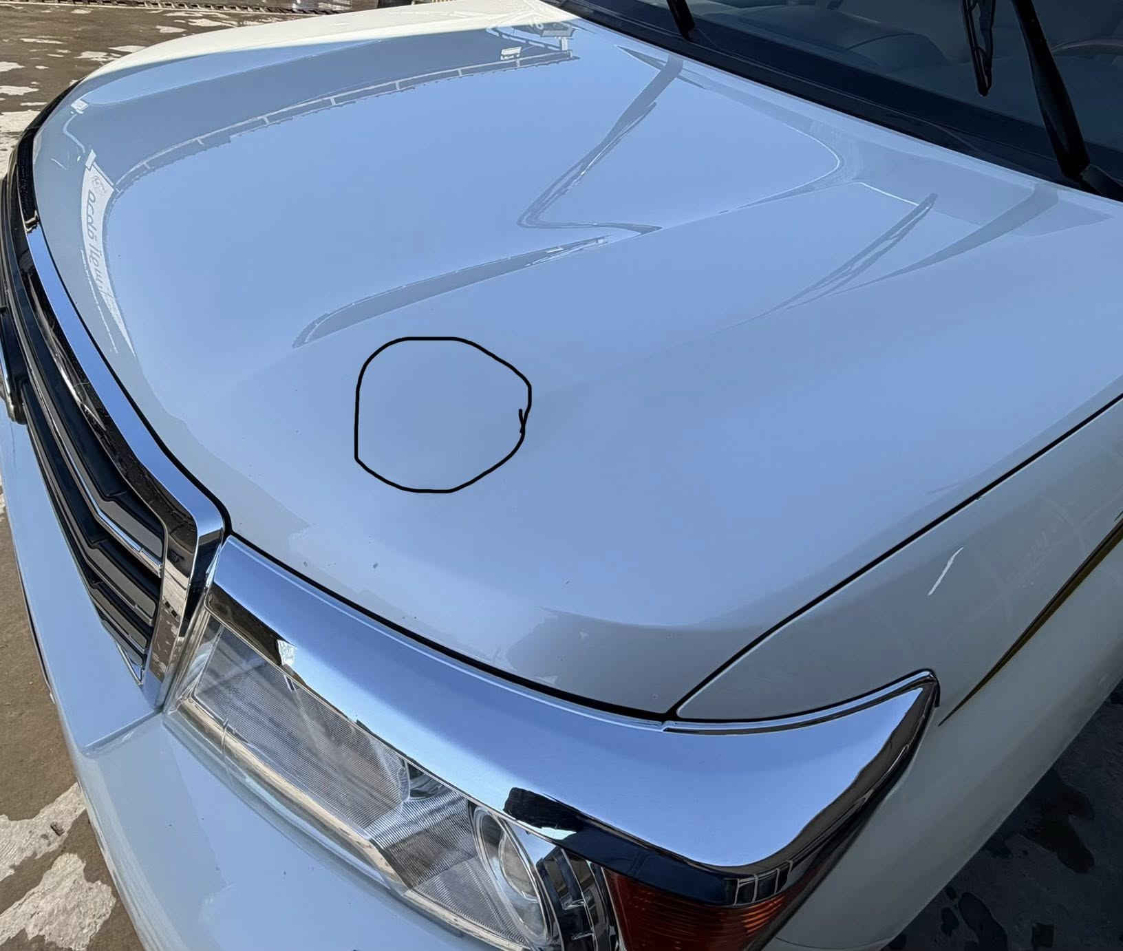 السلام عليكم

لاندكروز 2015 بريمgxr 

محرك 6 سلندر 4000

فتحة

بصمة

طفاية بلصدر 

حساسات امامي خلفي 

زراك لايت 

كير ومحرك مكفول 

وباقي المواصفات المعروفة

بيها بارد بالجاملغ الامامي الايمن موضح وبيها رشه بالبنيد موضحه ايضاً
الباقي كفالة
ماشية 145 الف حقيقي

السعر 42000 وبيها مجال بسيط

 بغداد - الغزالية
***********
