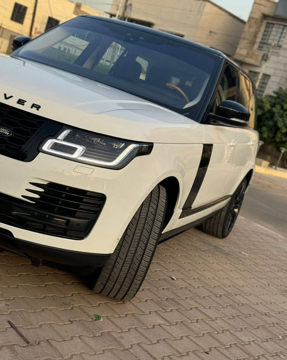 سلام عليكم
رانج روفر 2018 وكالة خليجي 
‏HSE ٦ سلندر سوبر 
فول موصفات عده التجوه الاخيره
كشنات تدفه تبريد تحكم كشنات الخلفيه 
رادر امامي و خلفي 
ابواب شفط و دواسات كهرباء
ويل 22
جكات تحكم تصعد و تنزل السياره
سياقه ذاتيه تحديد مسار و مثبت سرعه 
ماشيه 71 الف كيلومتر 
بيه صبغ شبر في الجاملغ الخلفي شبر تقريبا 
مكان السياره بغداد 
سعر 45 الف دولار و بيه مجال
***********
