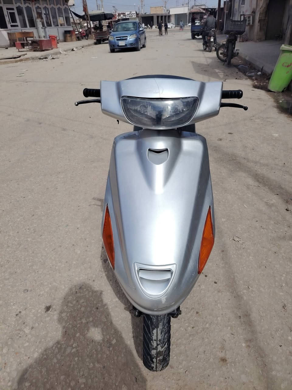 فراشه للبيع السعر ٣٥٠ وبيه مجال  العنوان الحمزه الشرقي *********** اتصل ودتلل
