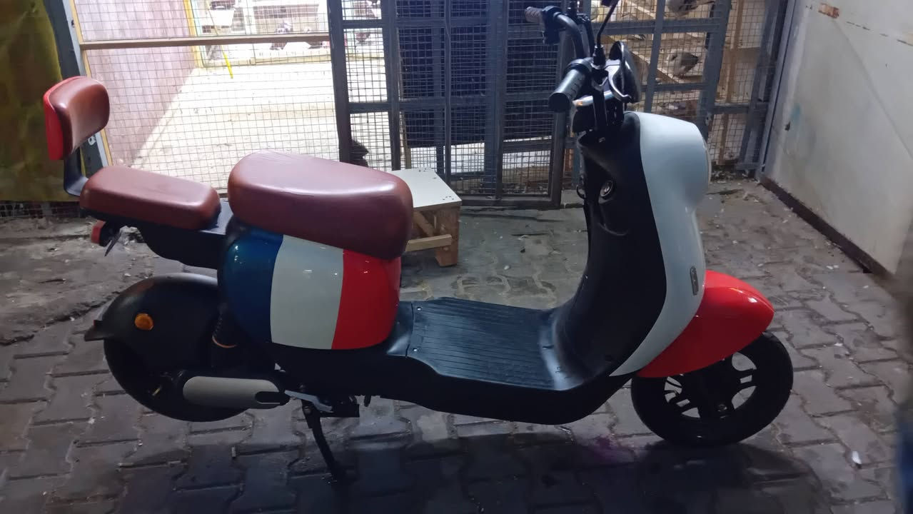 دراجه شحن مفولة للبيع 
***********
