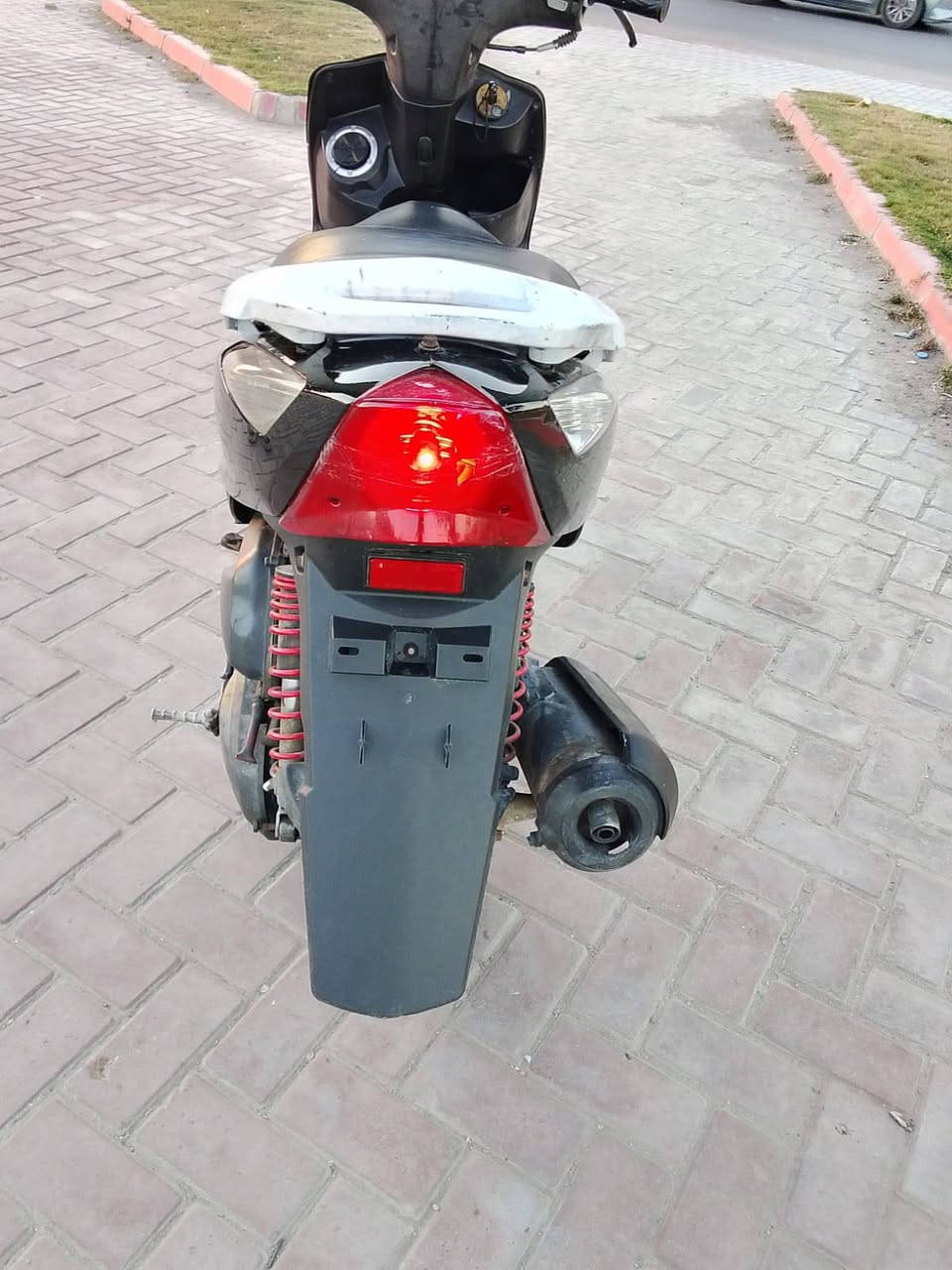 سلام عليكم دراجه ثعلب بلادي دراجه نكره هندر لن سلف مالته عطلان بيه شلعه ومعدل خير من الله مكاني الشهده البياع السعر 550 وبيه مجال  الاستفسار ***********
