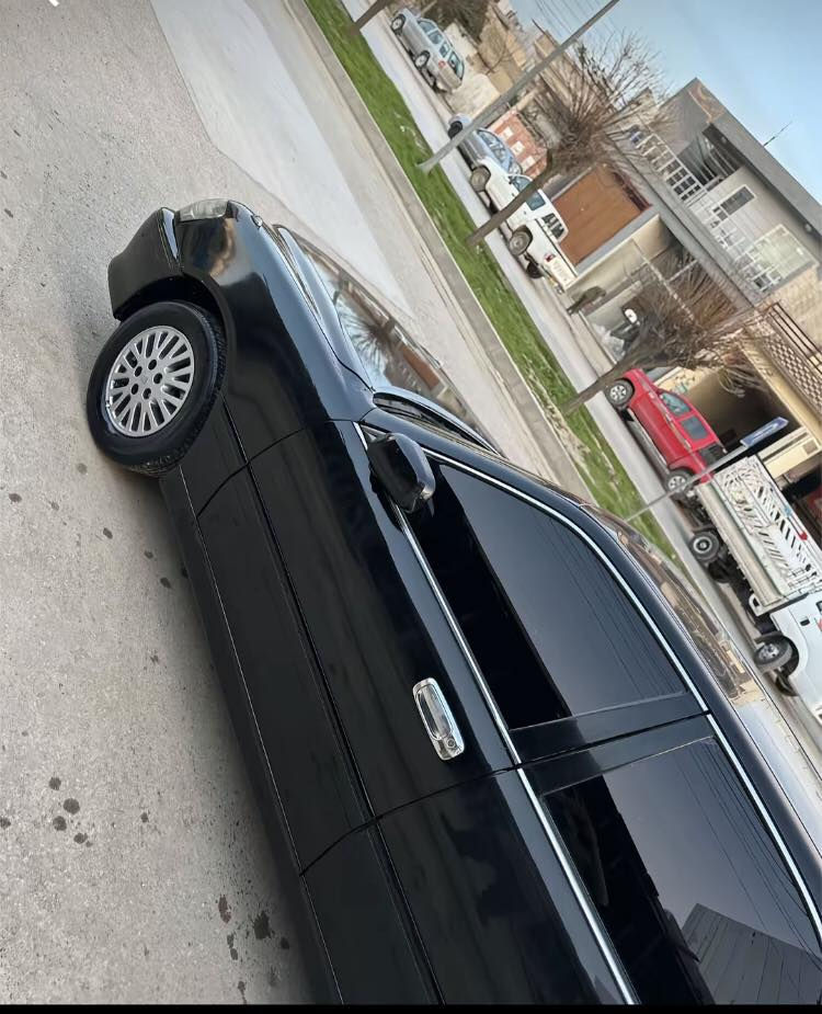 مەلیکەبڕاوەبڕاوە 
2001
دوودوگمە
d4/171
داژبڵ نەجەف
دەعمی نیە پێشو پشتی کەپس
دوای کریستاڵ 
تایەی تازە 
ڕۆن تازە 
پاتری تازە 
 کۆدی نیە 
سعری 40 گەڵاو مەعامەلەیە
گۆڕینەوەش ئەکەم بە مەلیکەی vvt


**إذا كنت صاحب هذا الإعلان وتريد حذفه لأي سبب، رجاءا أرسل رسالة إلى الدعم الفني**