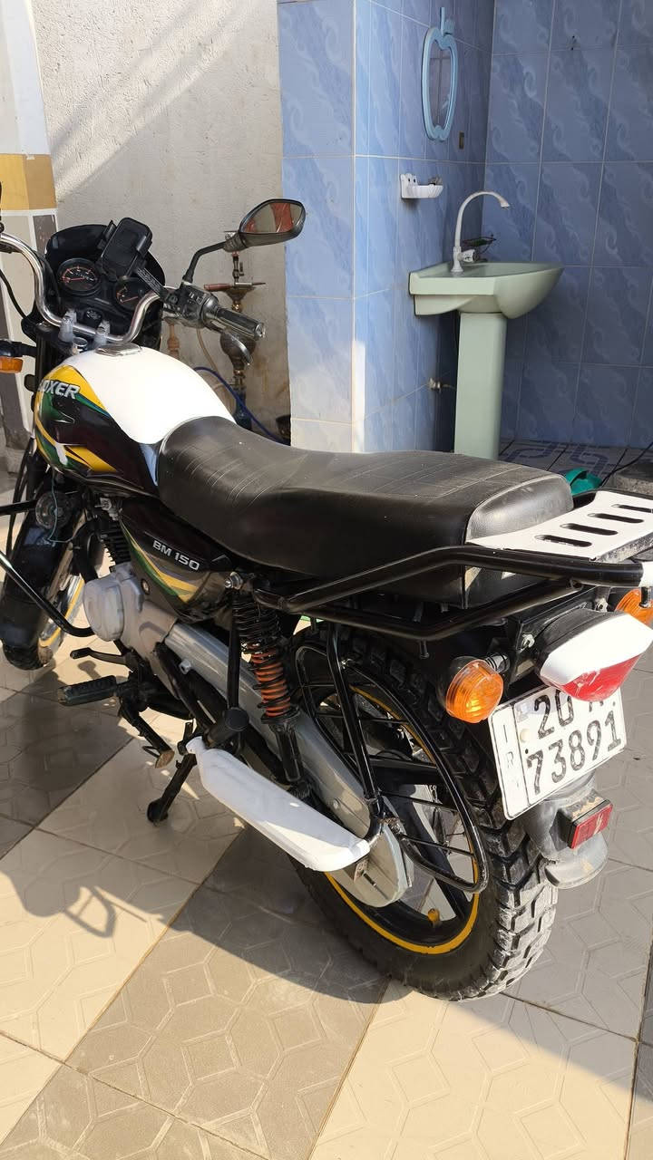 السلام عليكم دراجه بوكسر 2023لوحه وسنويه نكليزي تحويل ثاني يوم دراجه خير من الله عل وكاله وتجي وتكلب وتقتنع مابيها اي نقص مكانها بعقوبة ***********
