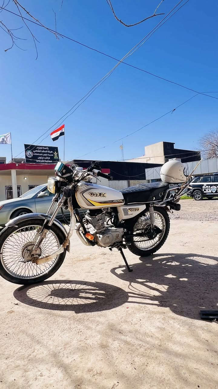 السلام عليكم ماطور 4 گير شرط المحرك والگير هندر واحد الصبح ربع ماتحط علي كلو جاهز سولنك ابو الختم وزن ثقيل السعر 375 وبي مجال ***********
