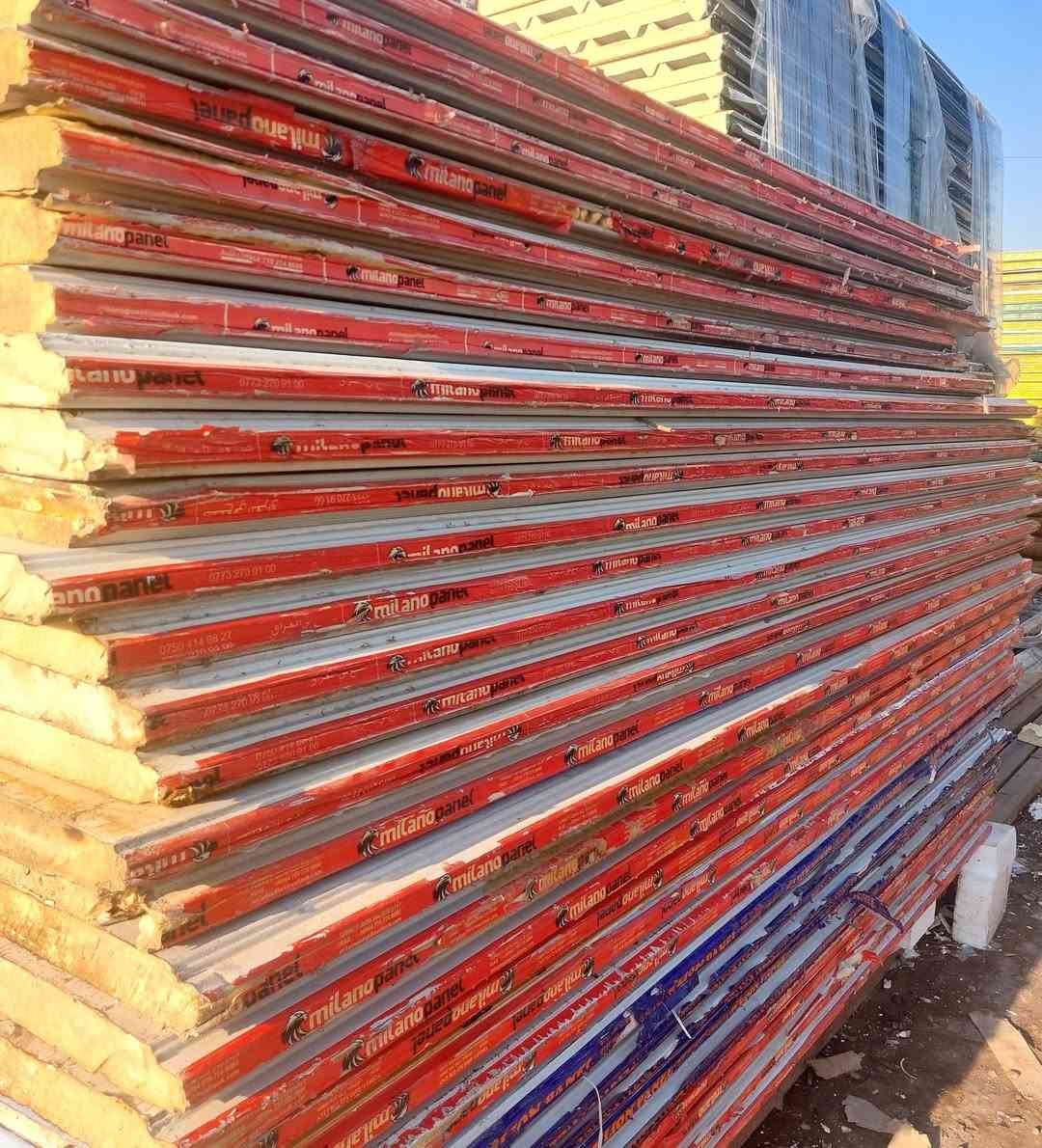 سلام عليكم منرخصت مدير الكروب 
***********
تم وصول وجبة سندويج تركي جداري
طول مترين ونص و٣ جديد نضافة ١٠٠/٨٠م
المكان بغداد مدينت الصدر شارع الفلاح
