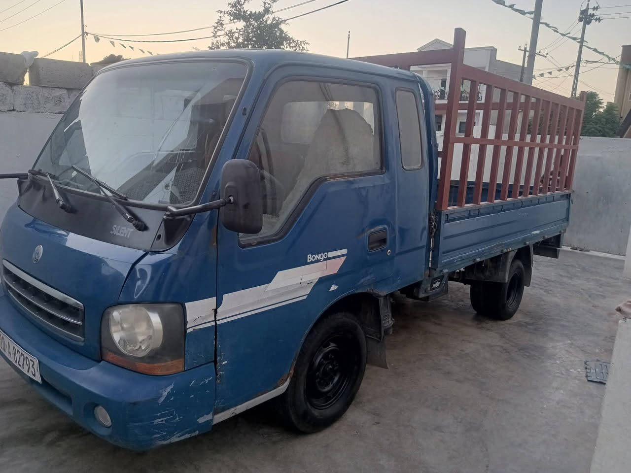 السلام وعليكم كيا موديل 2002 
صدر حداديه محرك كير شرط فول 
تخم تاير جديد
السعر 67$ وبيها مجال 
الرقم ‏‪***********‬‏
