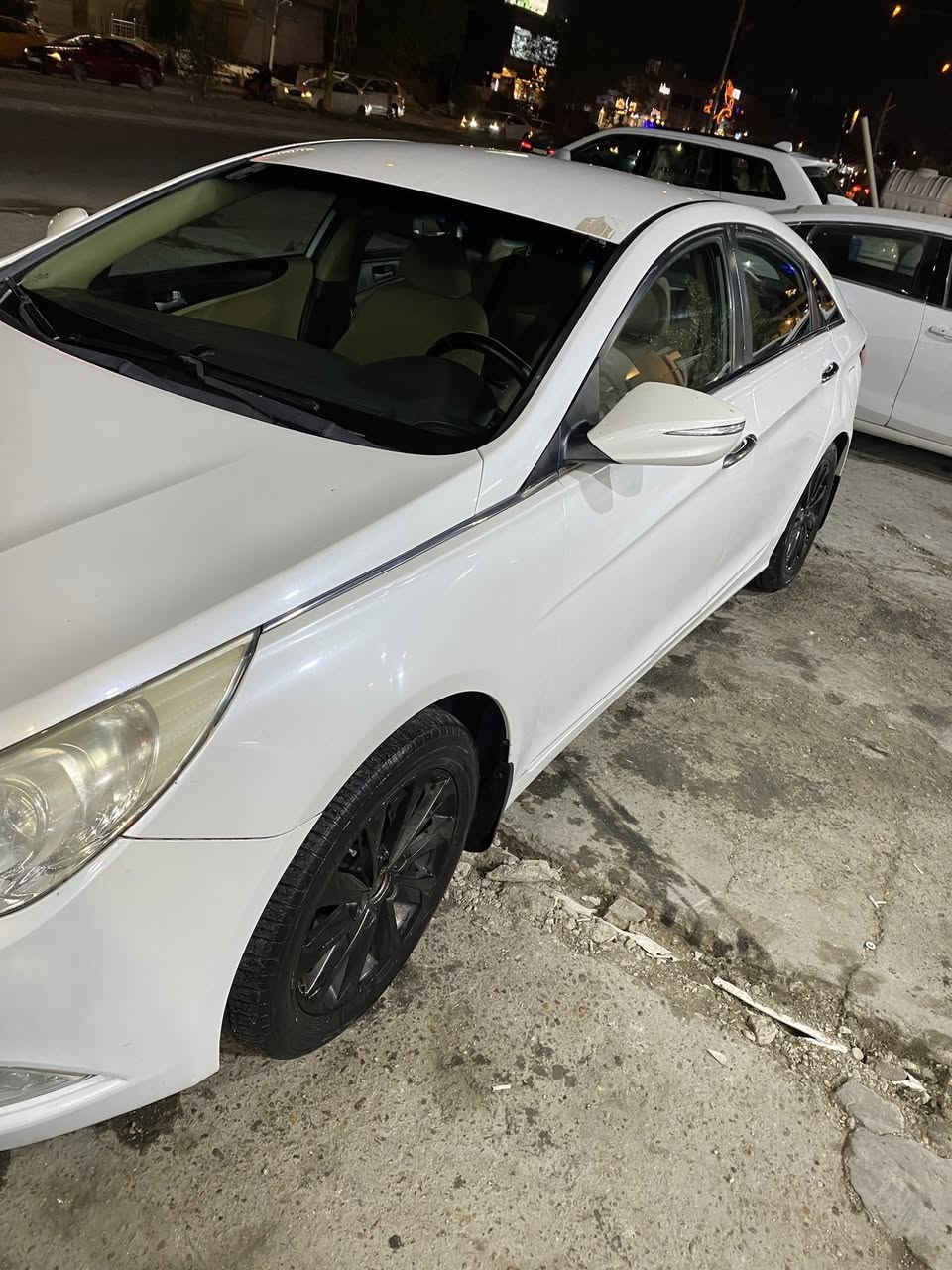 السلام عليكم
سوناتا ٢٠١٤ الشركة العامة
ماشية ٢٠٠ الف كيلو
بيهة باب خلف السايق مبدل نفس اللون وبي رش خفيف من جوة
موضح بالصور
 (لايت زنون كشافات زنون شاشة كامرة ) عمل
شفتات ستيرن
مري شفط
كمبريسر وراديتر تبريد مبدلهن جدد قبل ٥ اشهر
جامة امامية مبدلة جديدة
بنزين محسن فقط بدون عادي بدون خبط
والدهن كلة لوكومولي من الوكالة
سنوية ساقطة رقم الماني
معروضة ب١٢٧ $ وبيهة مجال حك الجية
مكانهة حي الجهاد
للتواصل ***********
تجي تشوفهة تعجبك بالعافية عليك متعجبك تشرب جايك واكسبك صديق وتتوكل على الله
تحياتي للجميع
