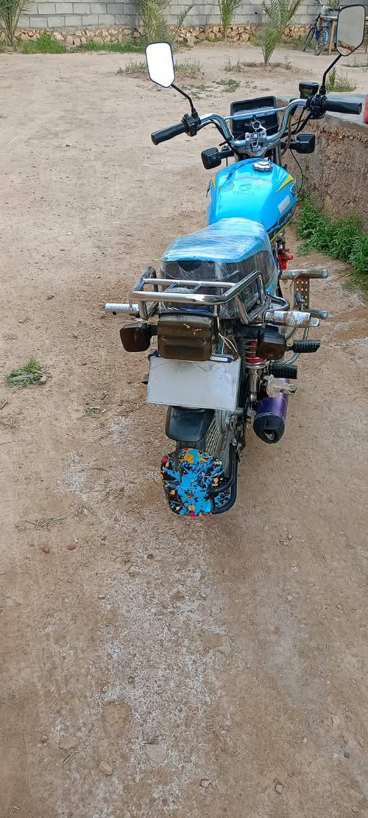 دراجه.البيع موديل 24
اربعه كير

ما مفتوح. بعده. نضيفه 
موجود خاص وهاذه رقمي ***********
