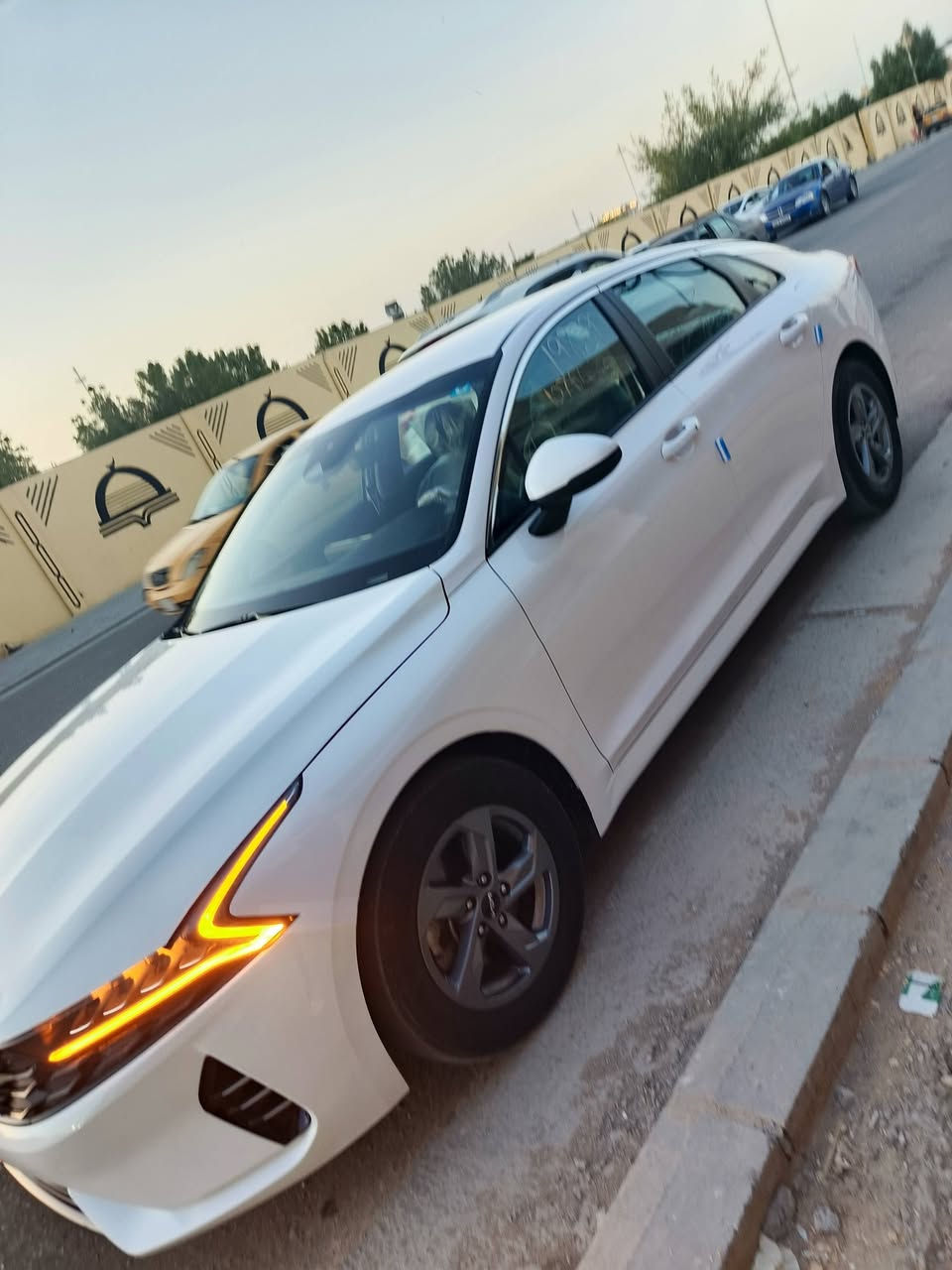 كي فايف 2023 امريكي  طخه بالبنيد ومبدل بدون ايرباك محرك 1600 تيربو كربلاء معوقين باسمي اسوي وكاله عامه للمشتري ماشيه فقط بامريكا 22 ميل السياره جديده بالكارتون بيع او مراوس 180 مكاني كربلاء مركز الاستفسار ***********
