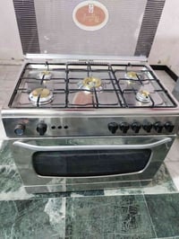 طباخ يونيفرسال • مستخدم نظيف • حي العامل