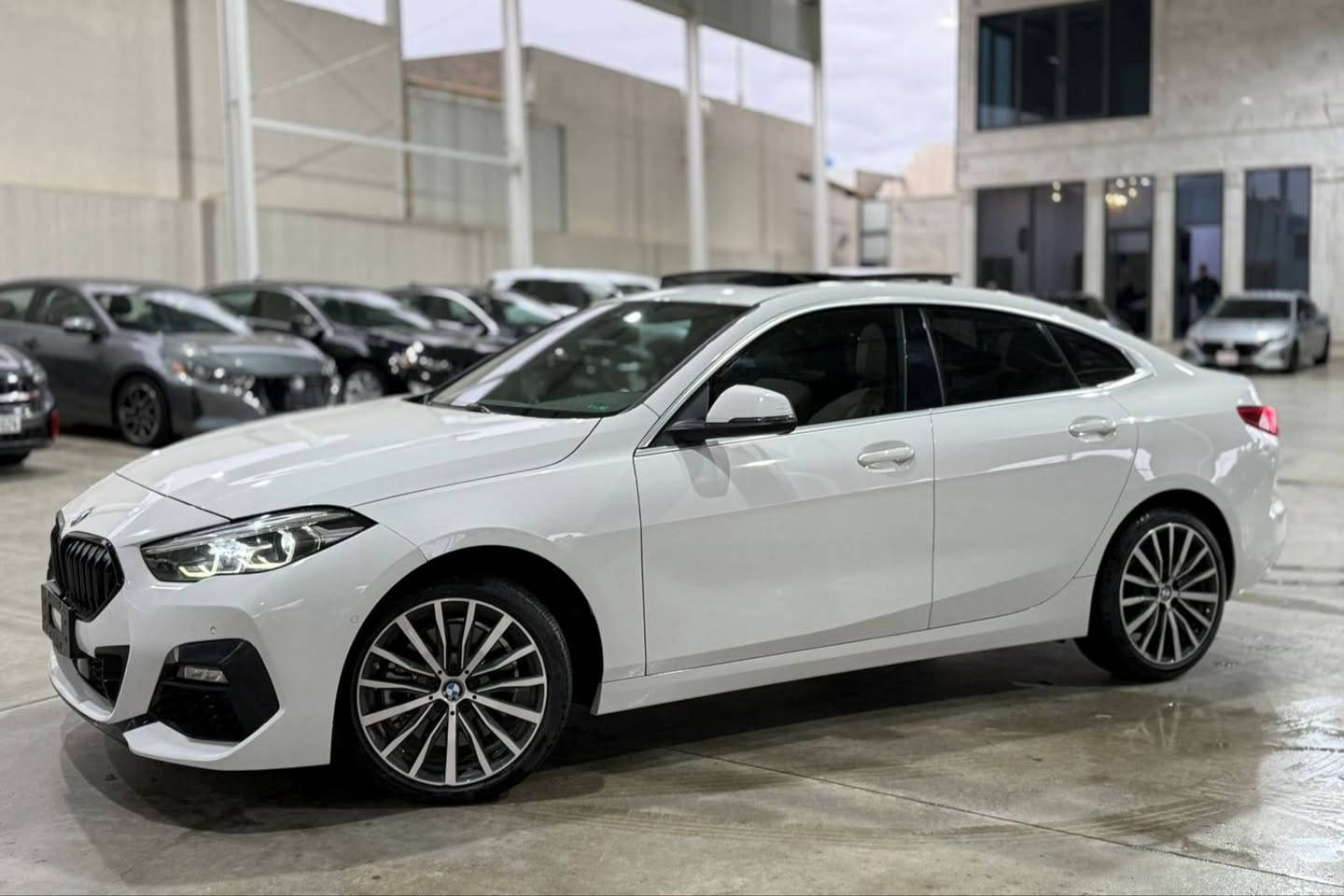 بی ئێم دەبلیو 2023 مواسەفات 228i
پانۆراما
بەسمە
دەرگا بەسمە
ناو کرێمی
کوشن جلد
کوشن کارەبا
کوشن سارد
کوشن گەرم
کوشن خەزن
کوشن مەساج
گێچ دیجیتال
ڕادار ٣٦٠
کامێرا HD
خەتی جادە 
حاسە٣٦٠
مۆدی لێخورین Eco pro +2 و Comfort  وSport +2
وNavigation  و Map و Setting car
گێر عادی و ئۆتۆماتیک
ماوس 
تحکومات سوکان
سوکان هیتەر
تحدید سورعە Voice control 
تەبرید مەرکەزی Auto hold
و Auto stop start و Emergency brake 
پێش وو دووا کامل  Led w leaser
زۆر مواسەفاتی تر
یەک پەلە بۆیاخی هەیە 
بەبێ ناوگرتن بێ ئێرباگ دوو مانگ کاتی لەگەڵە

سـعـر : لە کۆمێنت داوابکە ڕاستەوخۆ بۆت دێت 📥 

گێر و مەکیەنەی بەشەرت 
هیچ کێشەیەکی تێدا نییە 

ژمارەی خاوەنەکەی 
***********

